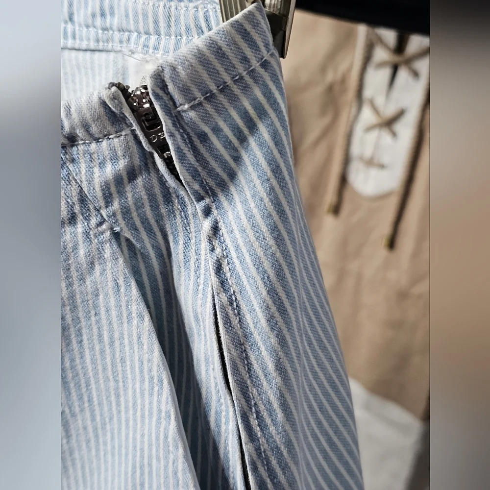 Zara: Blue & White Stripe Mini Denim Jean Skirt | NWOT! 💛